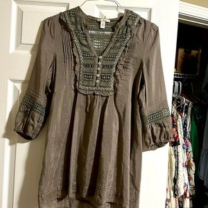 Trinity tunic 30% silk no flaws